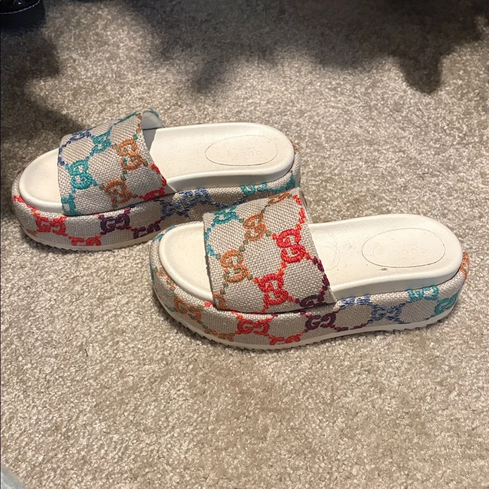 Gucci Platform Sandals - Picture 2 of 7